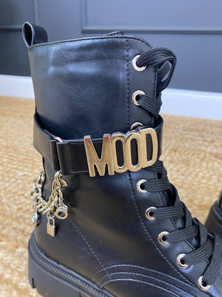 Boots in Schwarz - Levelone GmbH & Co. KG