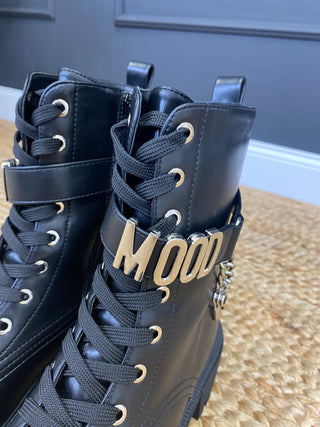Boots in Schwarz - Levelone GmbH & Co. KG