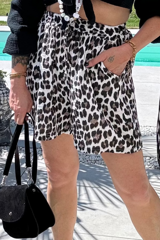 Musselin Shorts in Leo