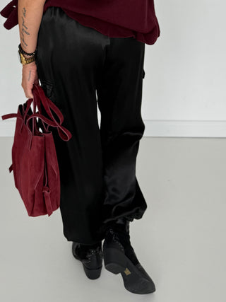 Satinhose 2507211
