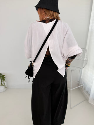 Asymmetrische Bluse in Weiss.