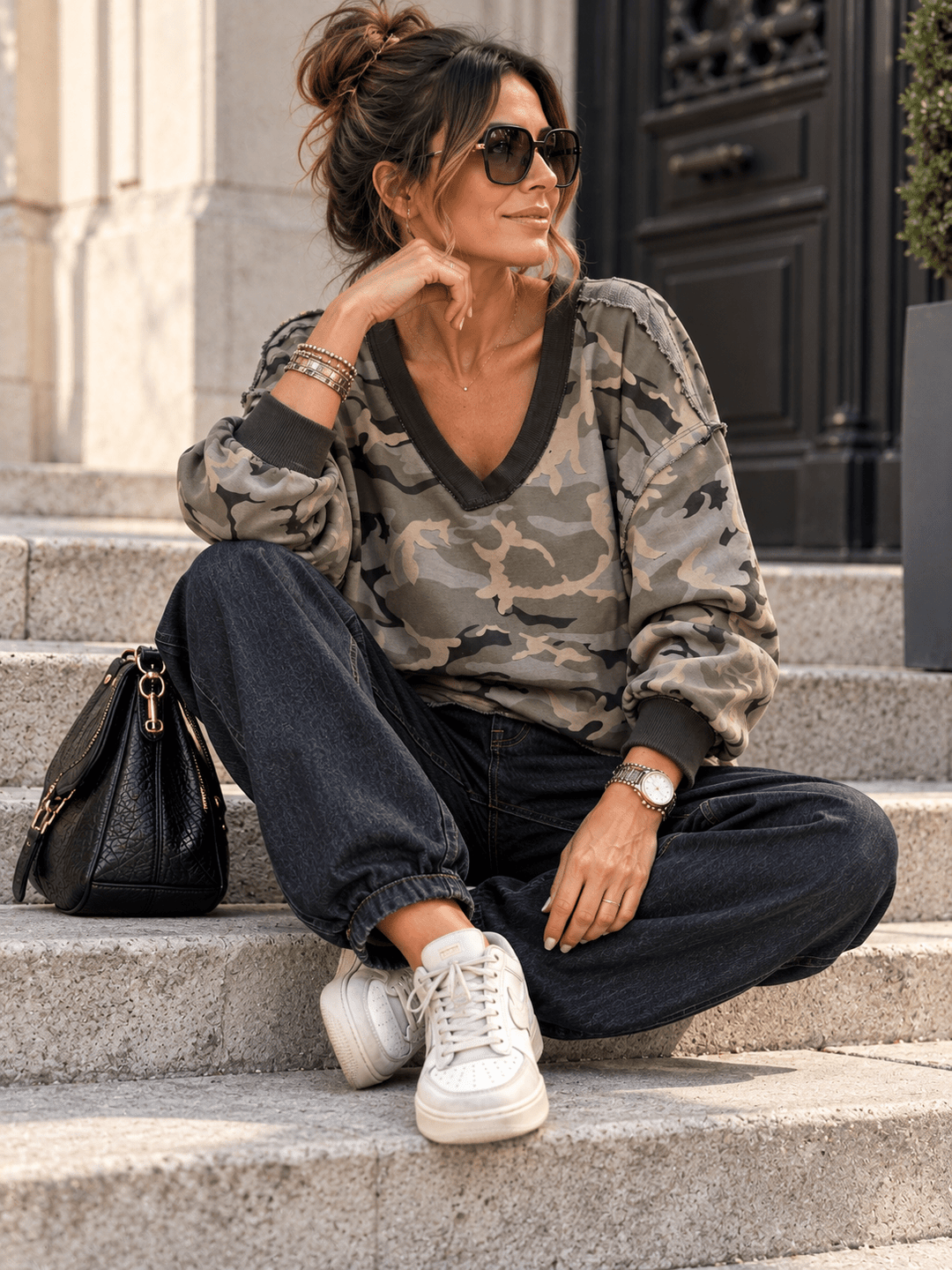 Camouflage Sweater in Braun/Khaki/Grün. Hochwertige Verarbeitung. Für Damen in Einheitsgröße 36-42 - Levelone GmbH & Co. KG